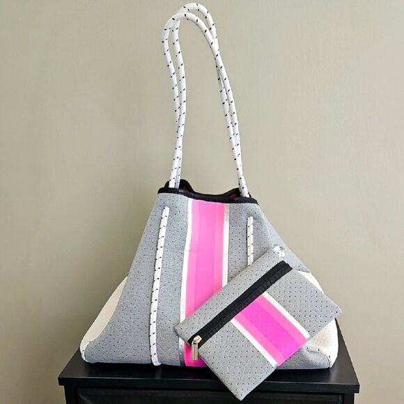 Large Neoprene Expandable Tote/ Beach Bag - Picture 1 of 14